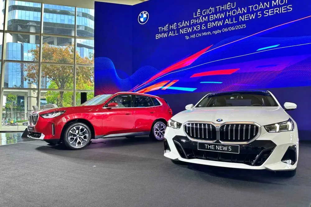 BMW 5 SERIES HOÀN TOÀN MỚI CHÍNH THỨC ĐƯỢC RA MẮT TẠI VIỆT NAM