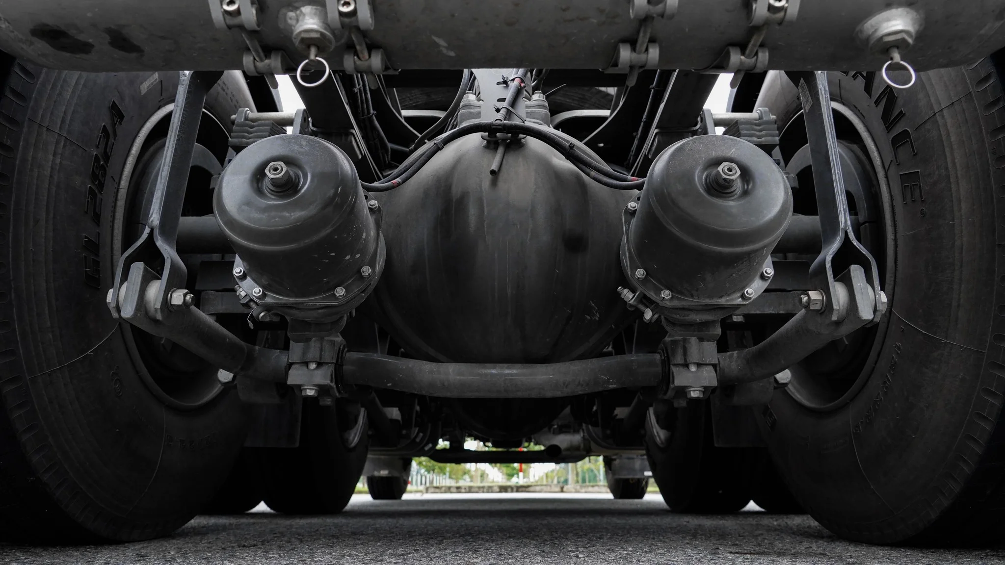 xe-dau-keo-sinotruk-t7h-gia-tot-tai-thanh-hoa-thaco-phan-phoi (6).webp