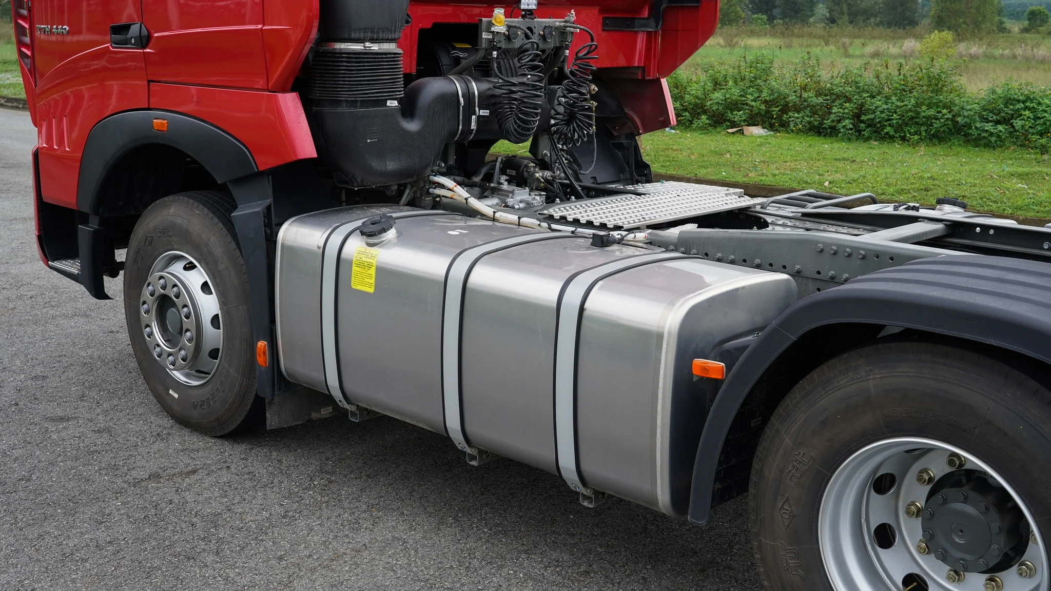 xe-dau-keo-sinotruk-t7h-gia-tot-tai-thanh-hoa-thaco-phan-phoi (7).webp